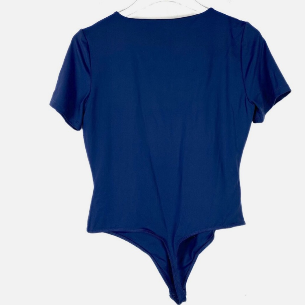 House of Harlow 1960 Navy Blue Deep V Short Sleeve Bodysuit - Picture 7 of 9
